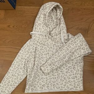 A&F soft leopard hoodie, semi-cropped. Size small